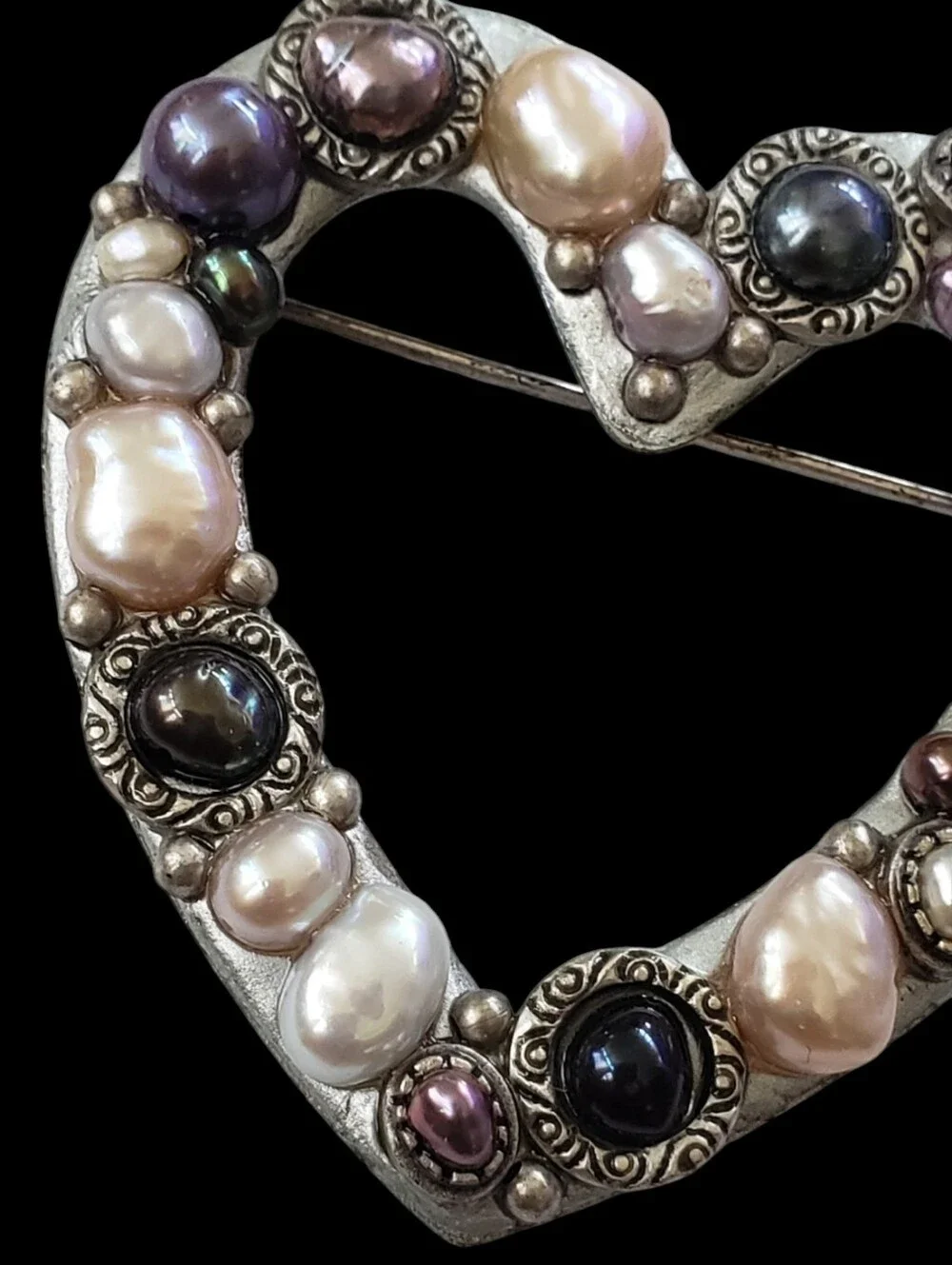 Michal Golan Silver Tone Pearl Open Heart Brooch Pin Retired
